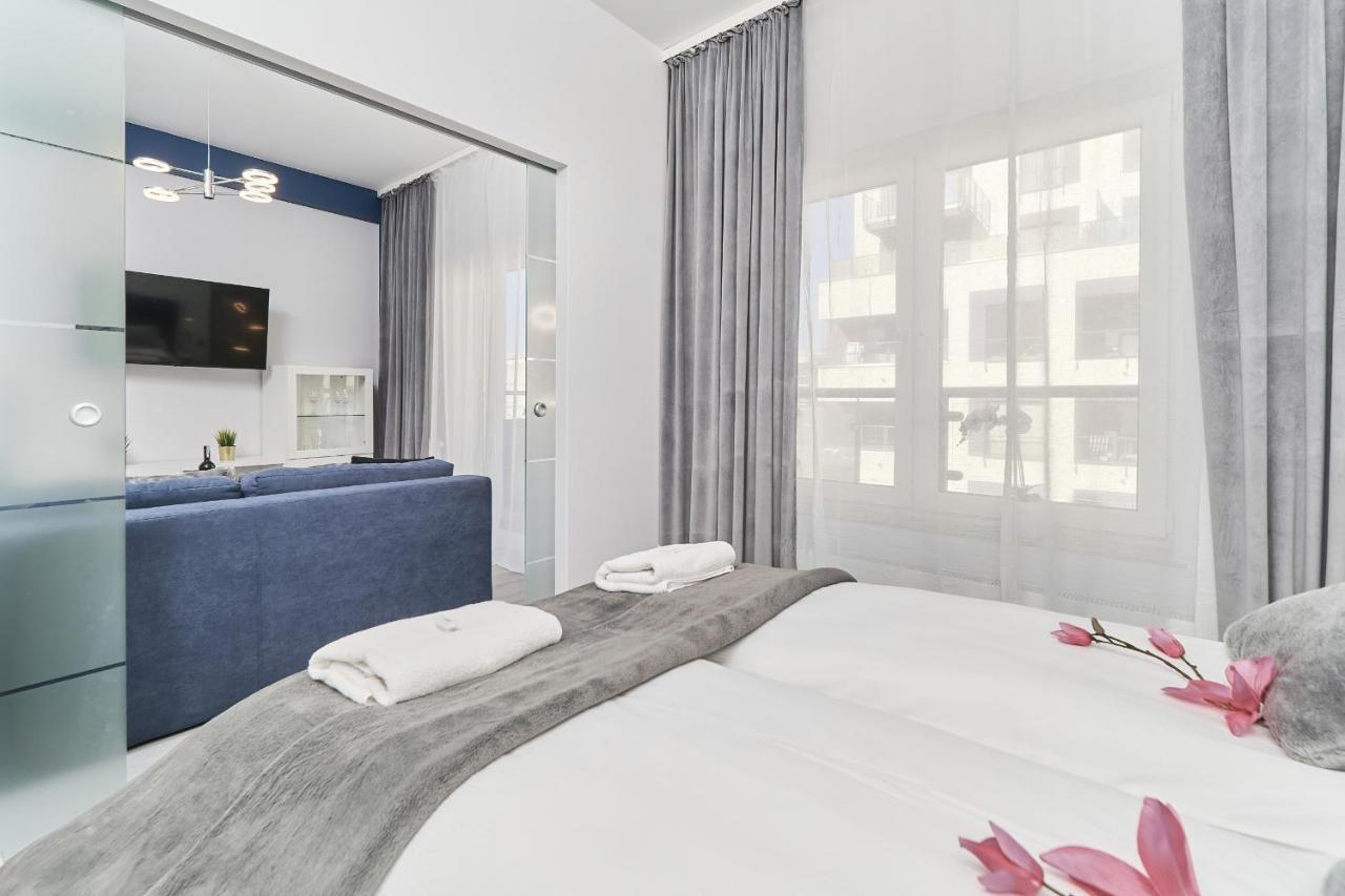 Modern Kosciuszki With Free Garage By Renters * Wroclaw